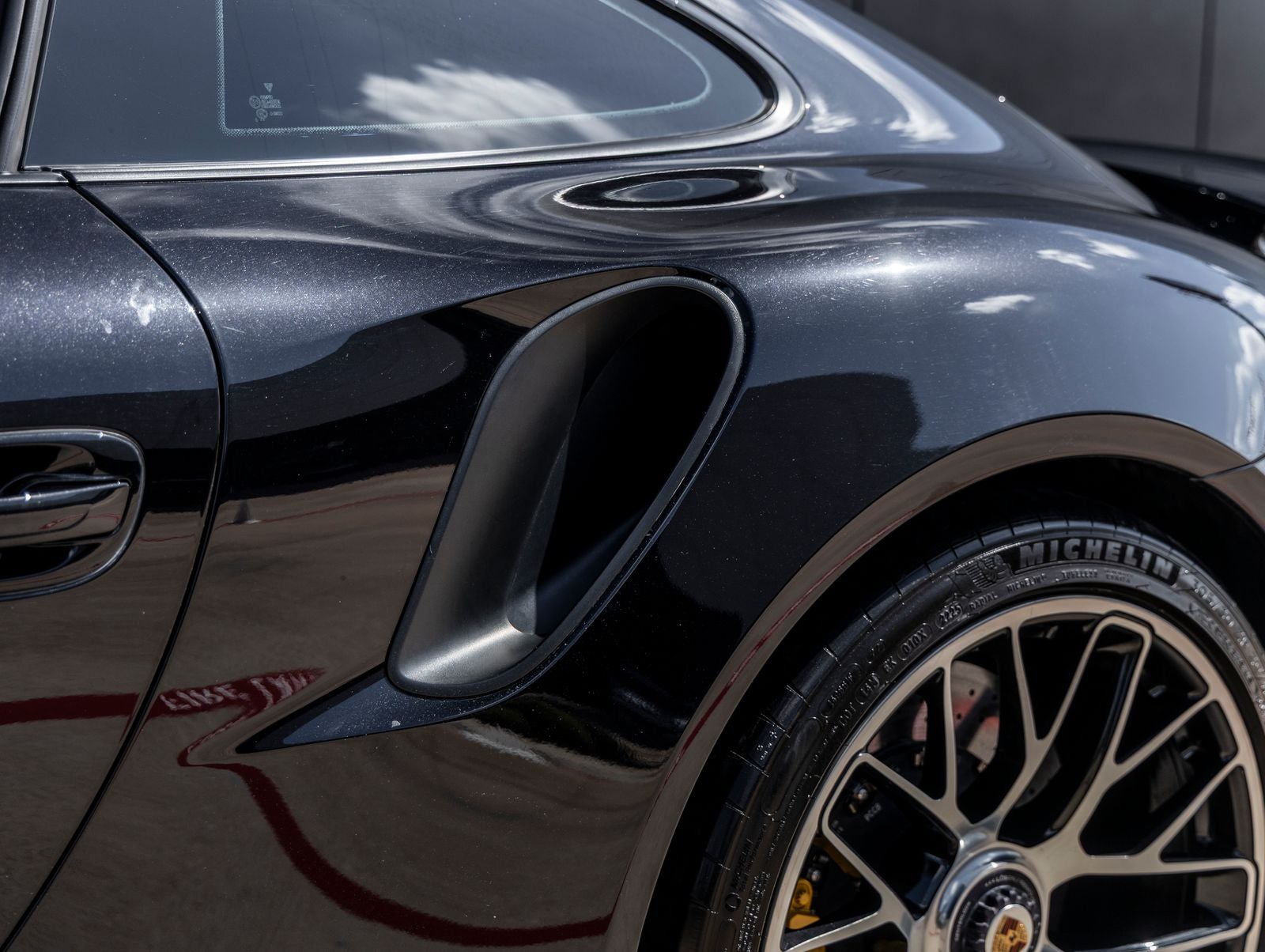 2015 Porsche 911 911 Turbo S Coupe