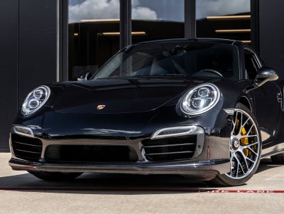 2015 Porsche 911 911 Turbo S Coupe
