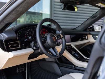 2026 Porsche Taycan GTS