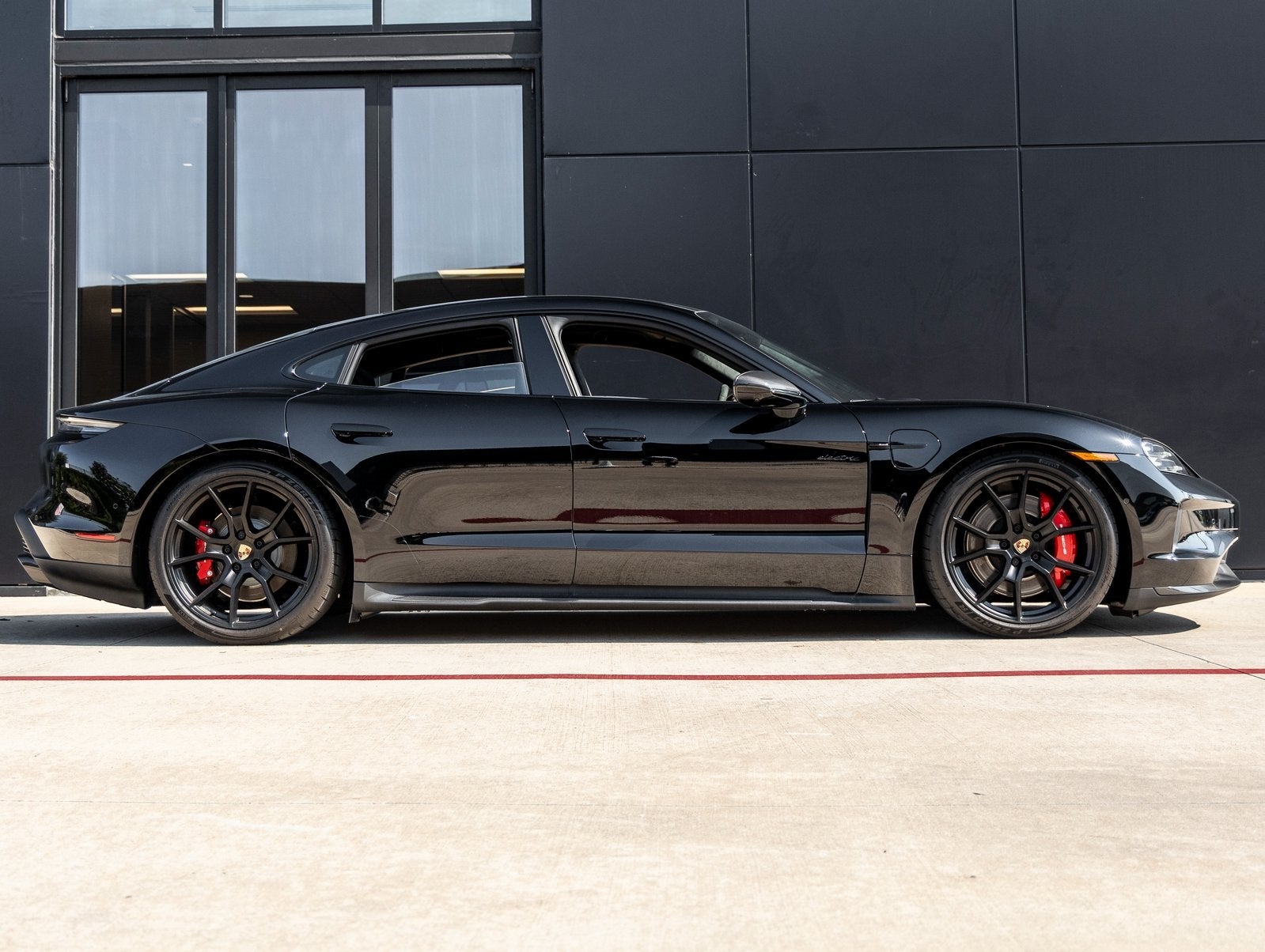 2025 Porsche Taycan Taycan GTS