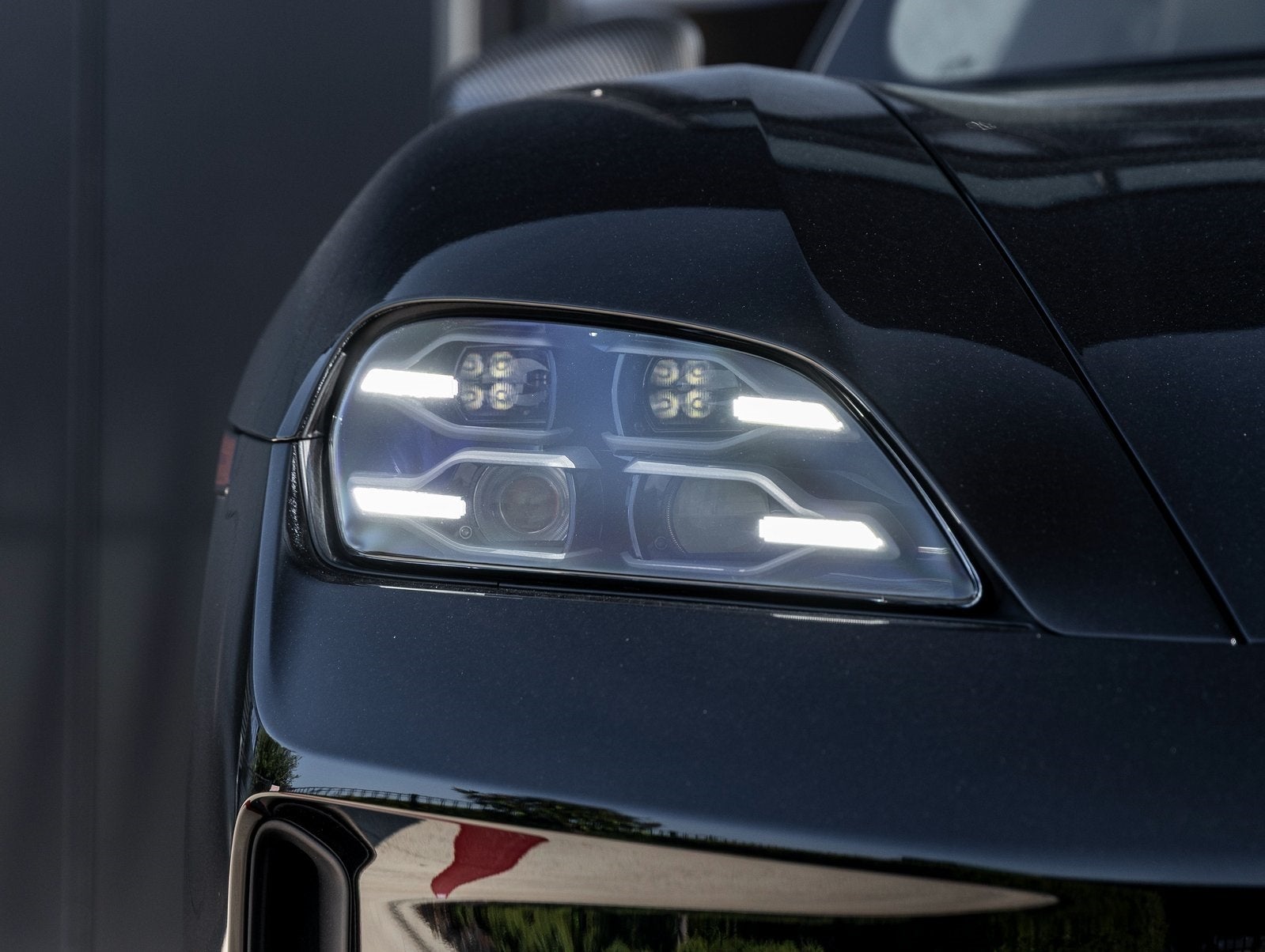 2025 Porsche Taycan Taycan GTS