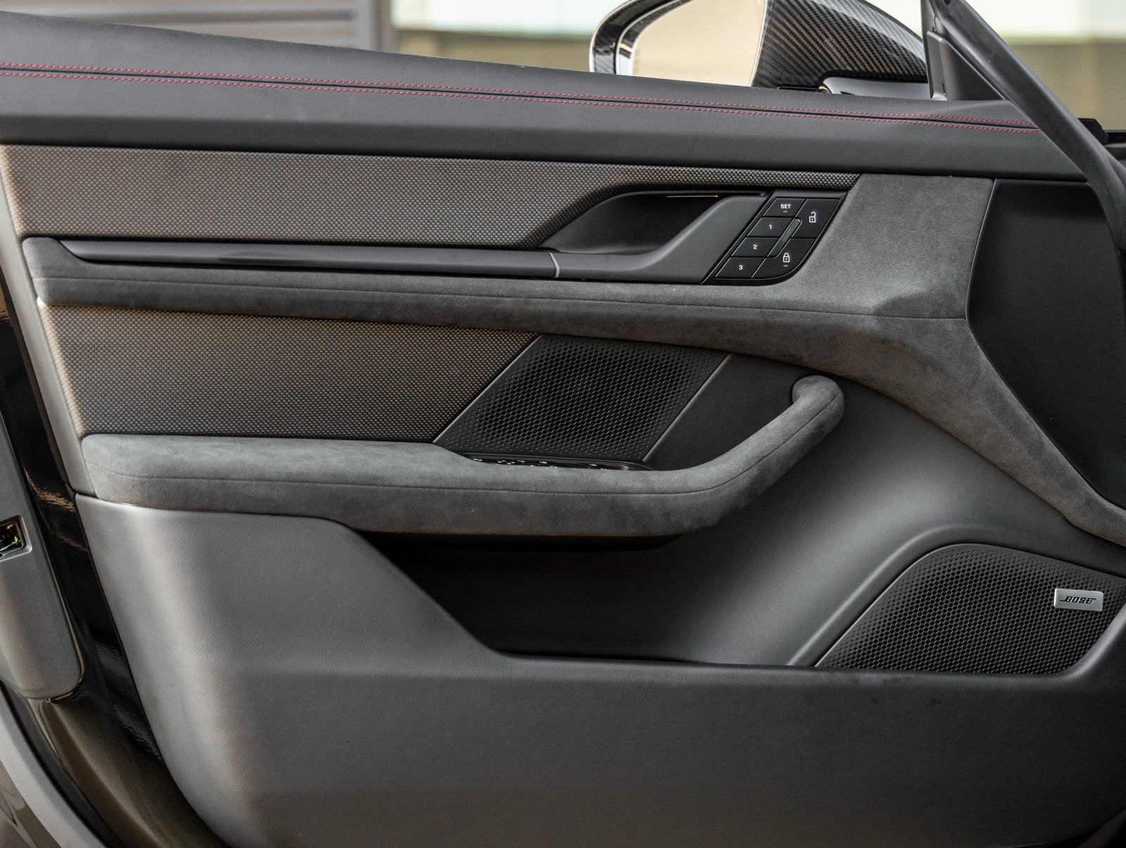 2025 Porsche Taycan Taycan GTS