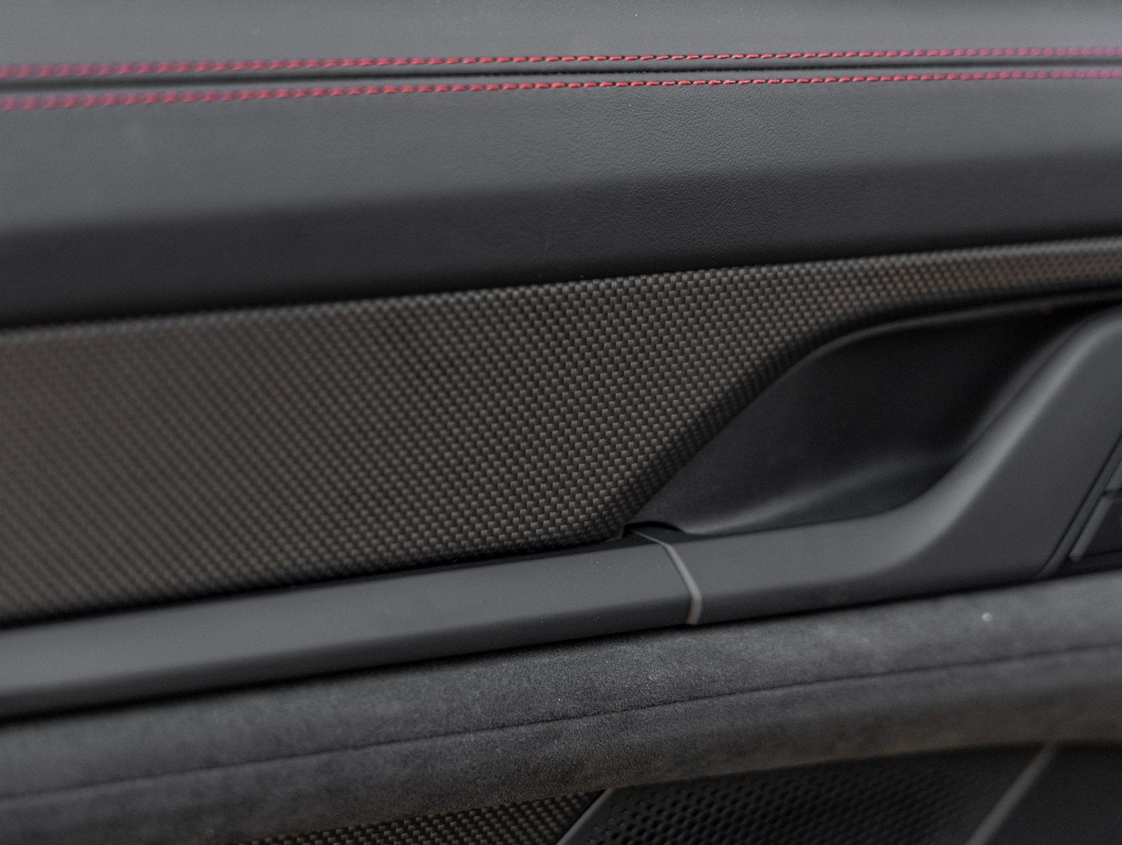 2025 Porsche Taycan Taycan GTS