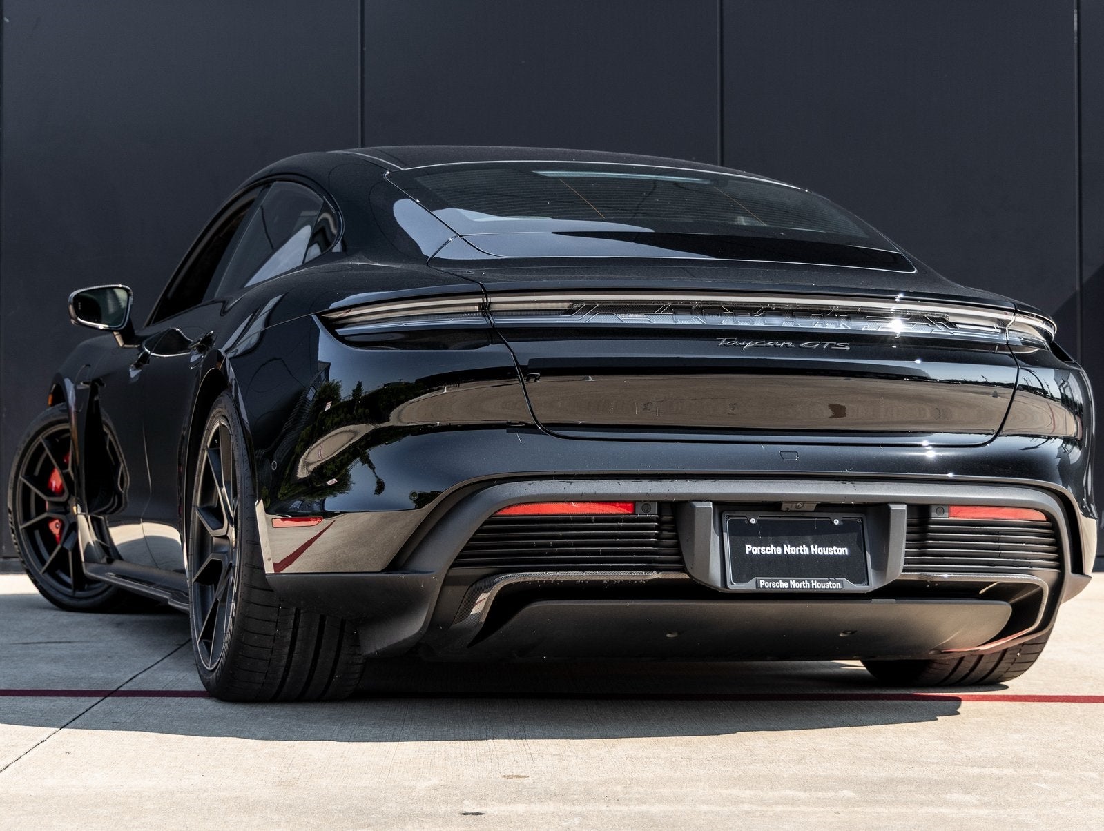 2025 Porsche Taycan Taycan GTS
