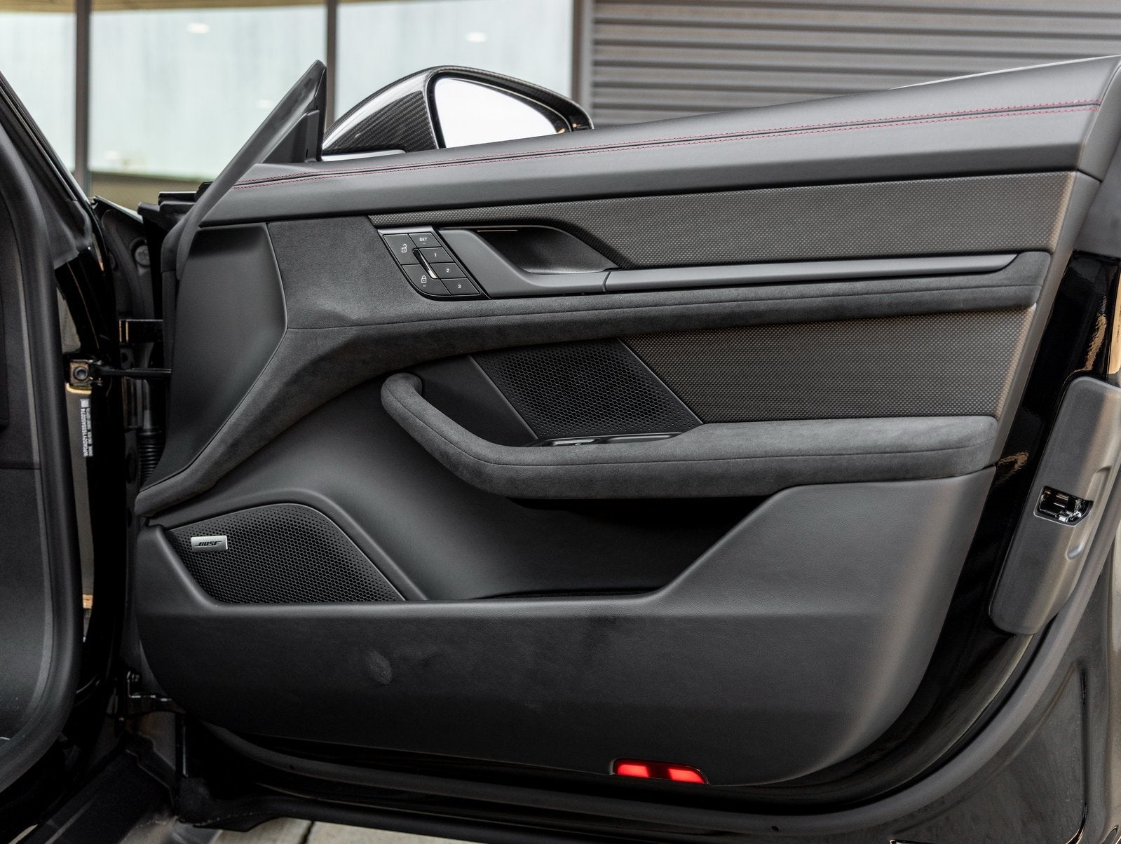 2025 Porsche Taycan Taycan GTS