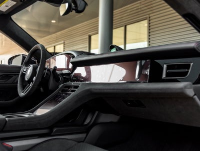 2025 Porsche Taycan Taycan GTS