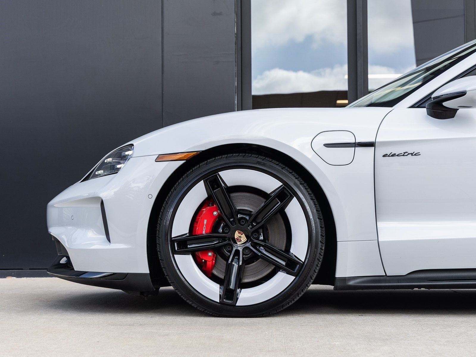 2025 Porsche Taycan Taycan GTS