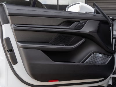 2025 Porsche Taycan Taycan GTS