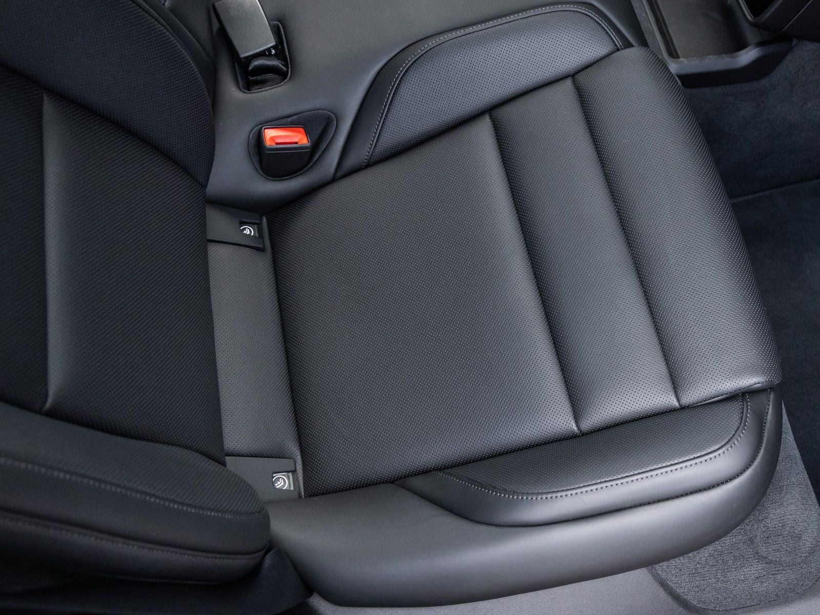 2025 Porsche Taycan Taycan GTS