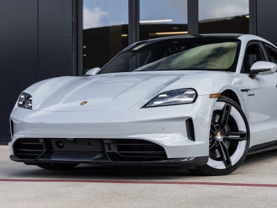 2025 Porsche Taycan Taycan GTS