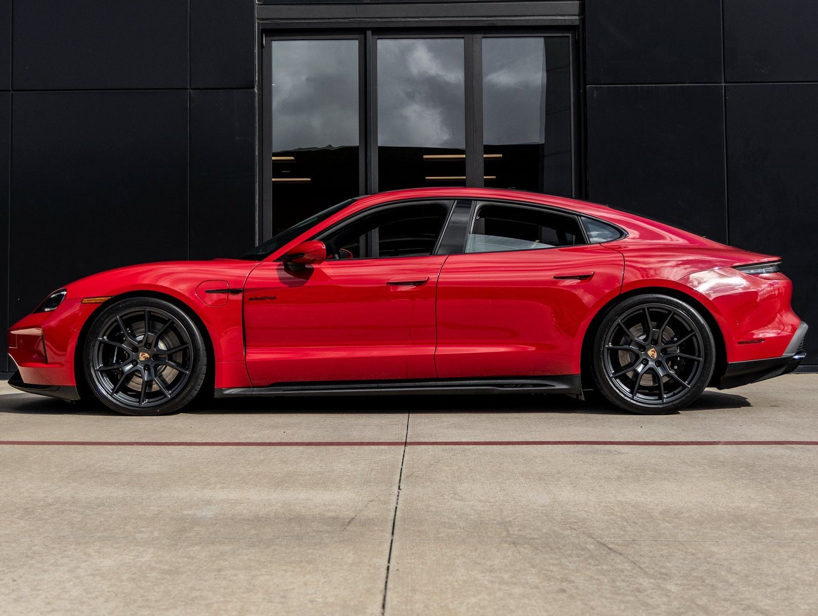 2025 Porsche Taycan Taycan GTS