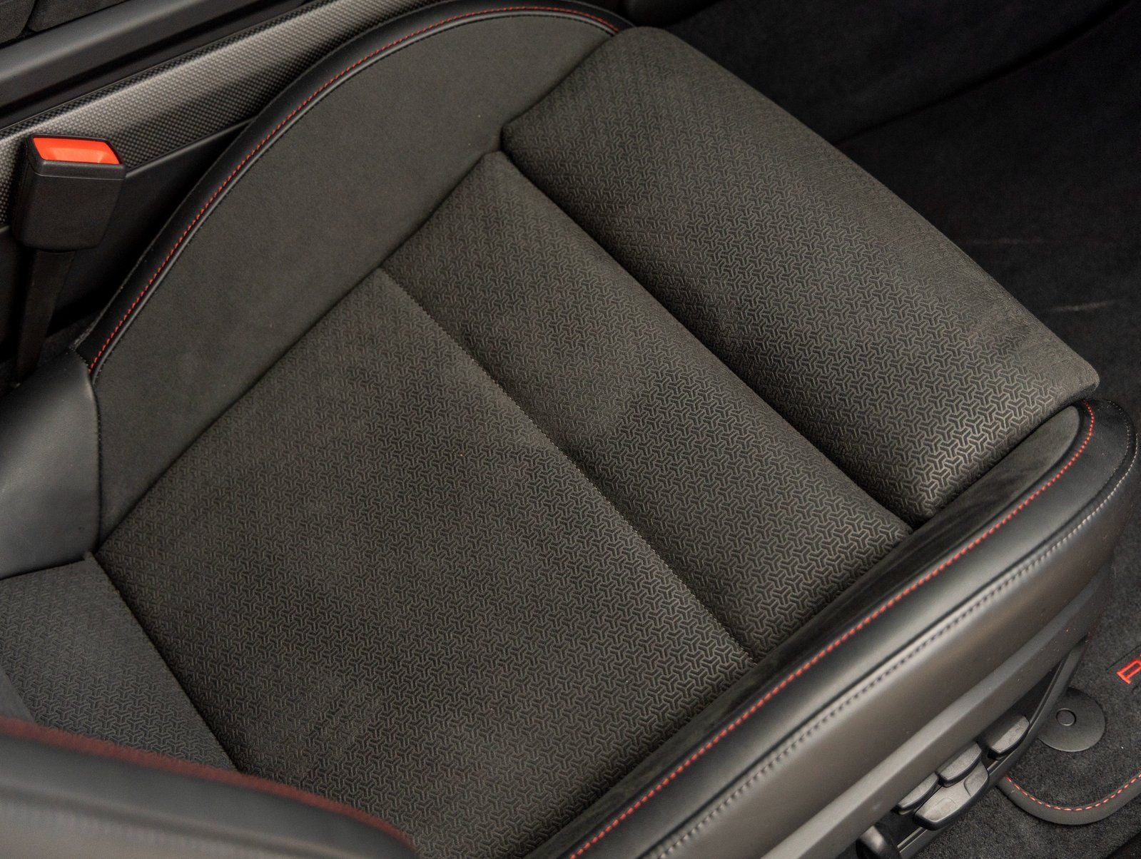 2025 Porsche Taycan Taycan GTS