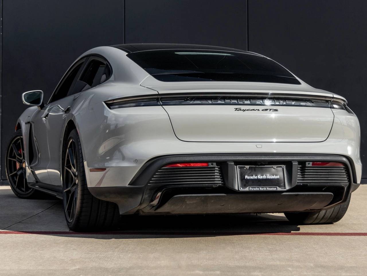 2023 Porsche Taycan Taycan GTS (MY23)