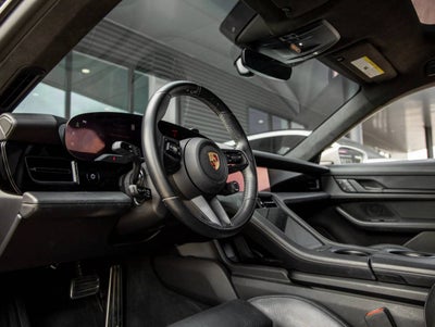 2023 Porsche Taycan Taycan GTS (MY23)