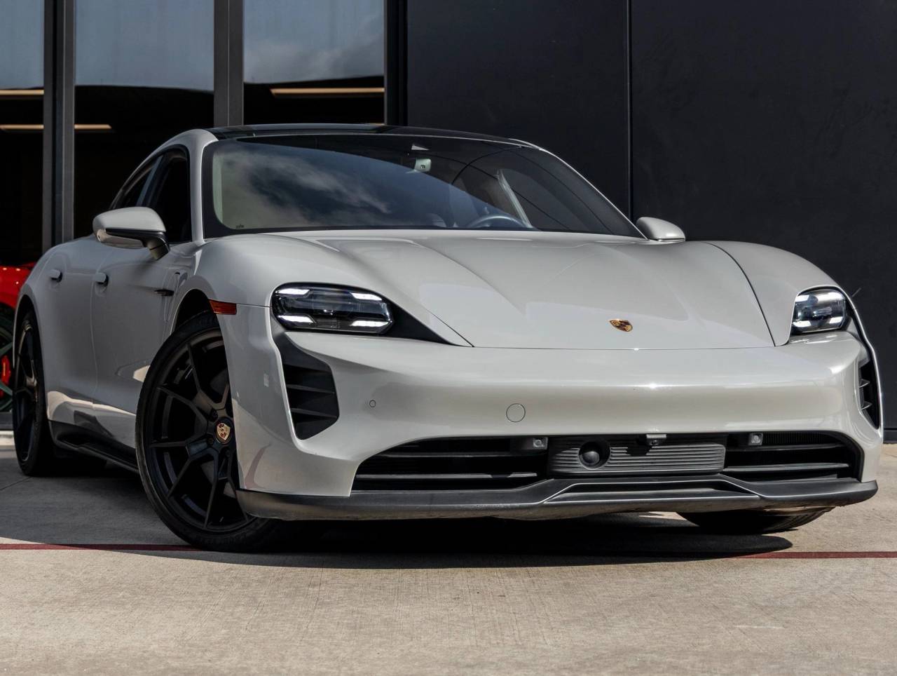 2023 Porsche Taycan Taycan GTS (MY23)