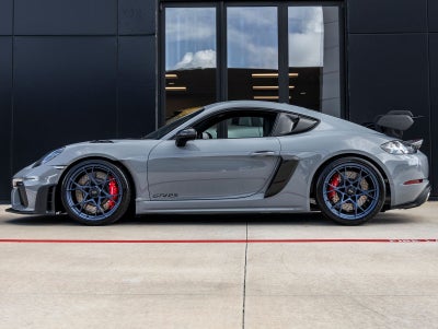 2024 Porsche 718 Cayman GT4 RS