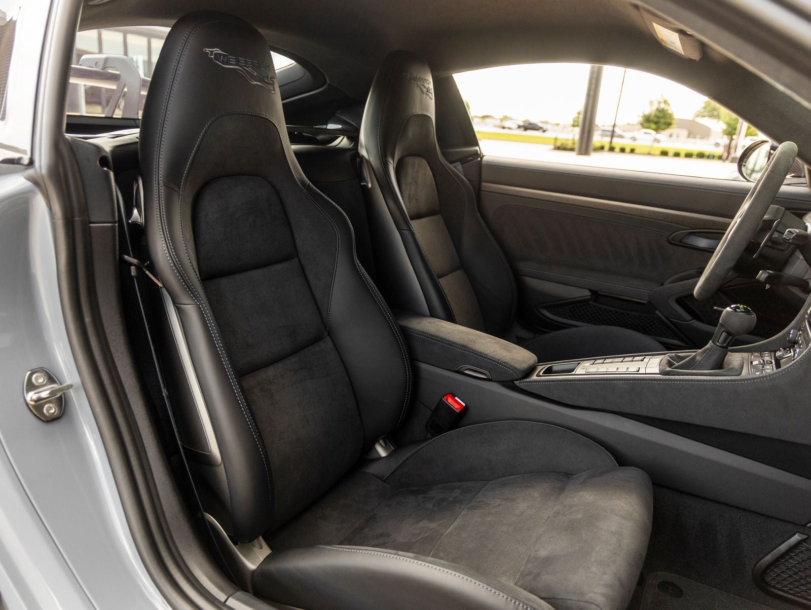 2024 Porsche 718 Cayman GT4 RS