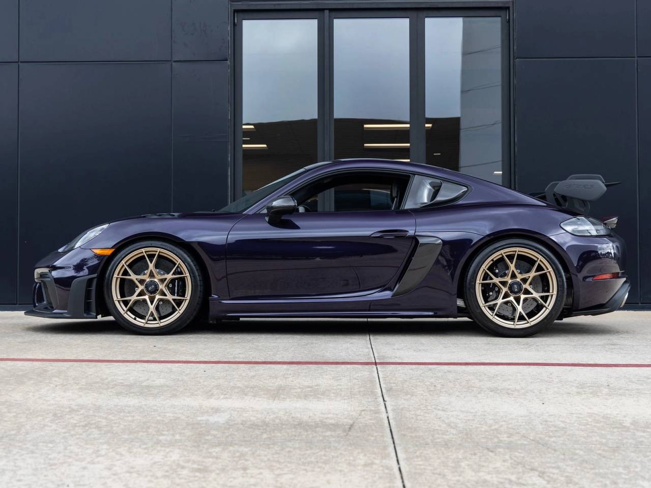 2025 Porsche 718 Cayman GT4 RS