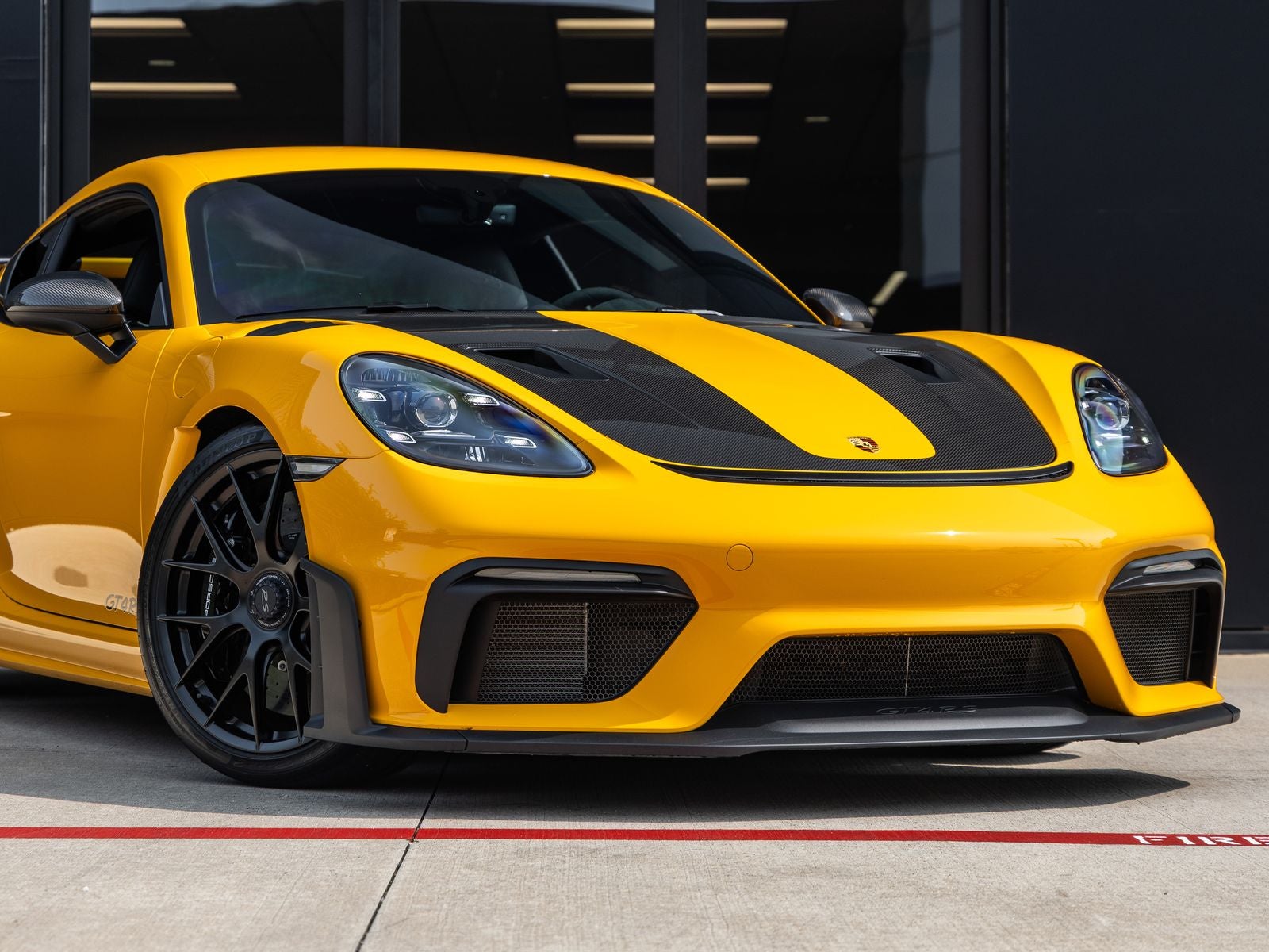 2025 Porsche 718 Cayman GT4 RS