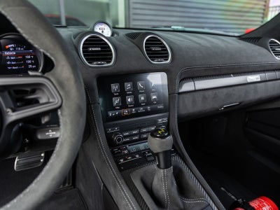2025 Porsche 718 Cayman GT4 RS