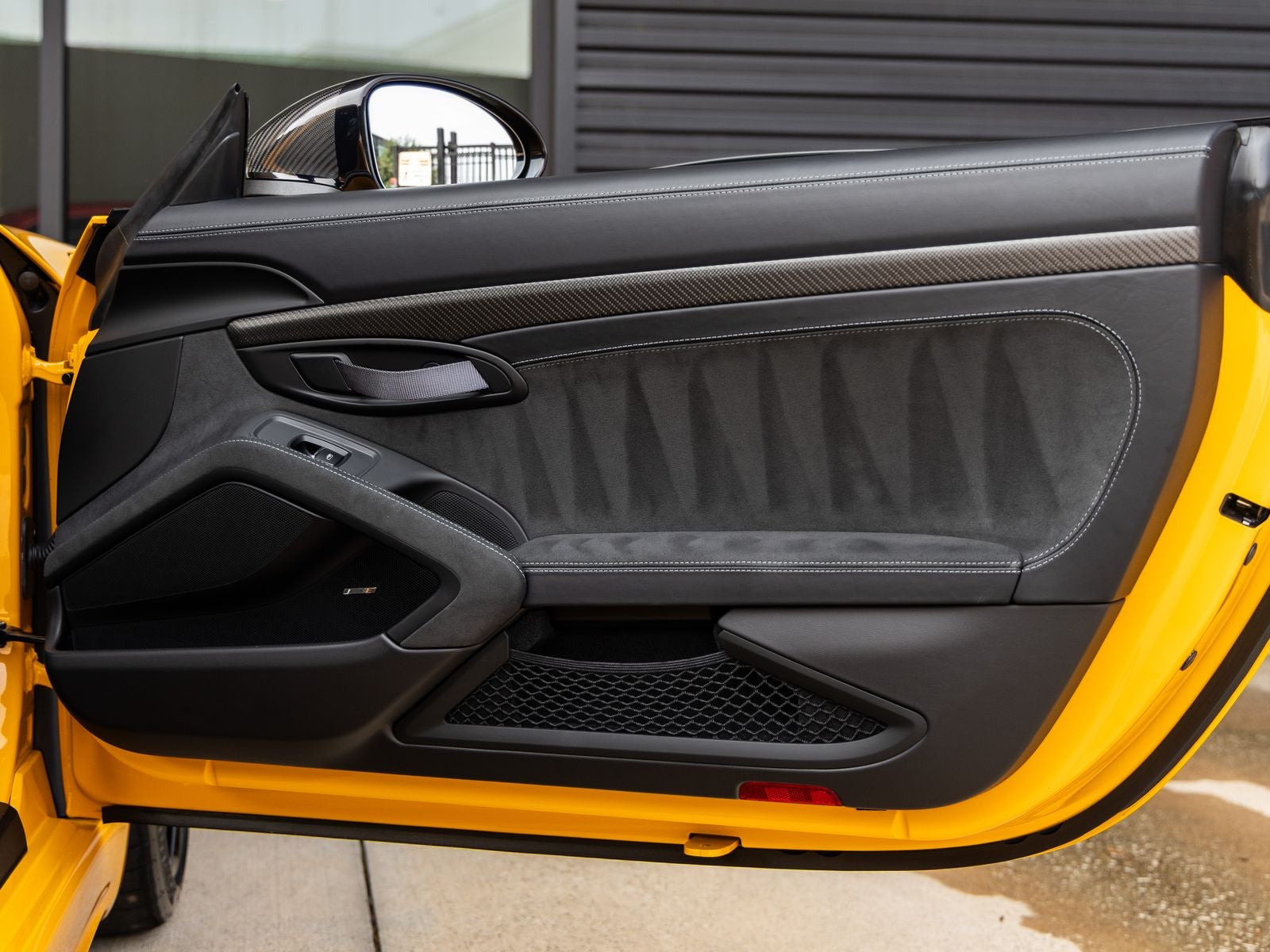 2025 Porsche 718 Cayman GT4 RS