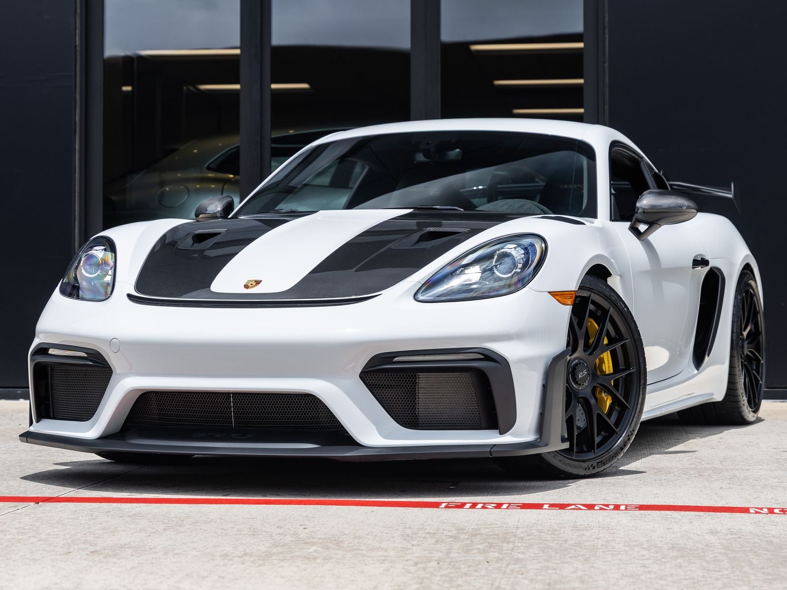 2025 Porsche 718 Cayman GT4 RS's photo