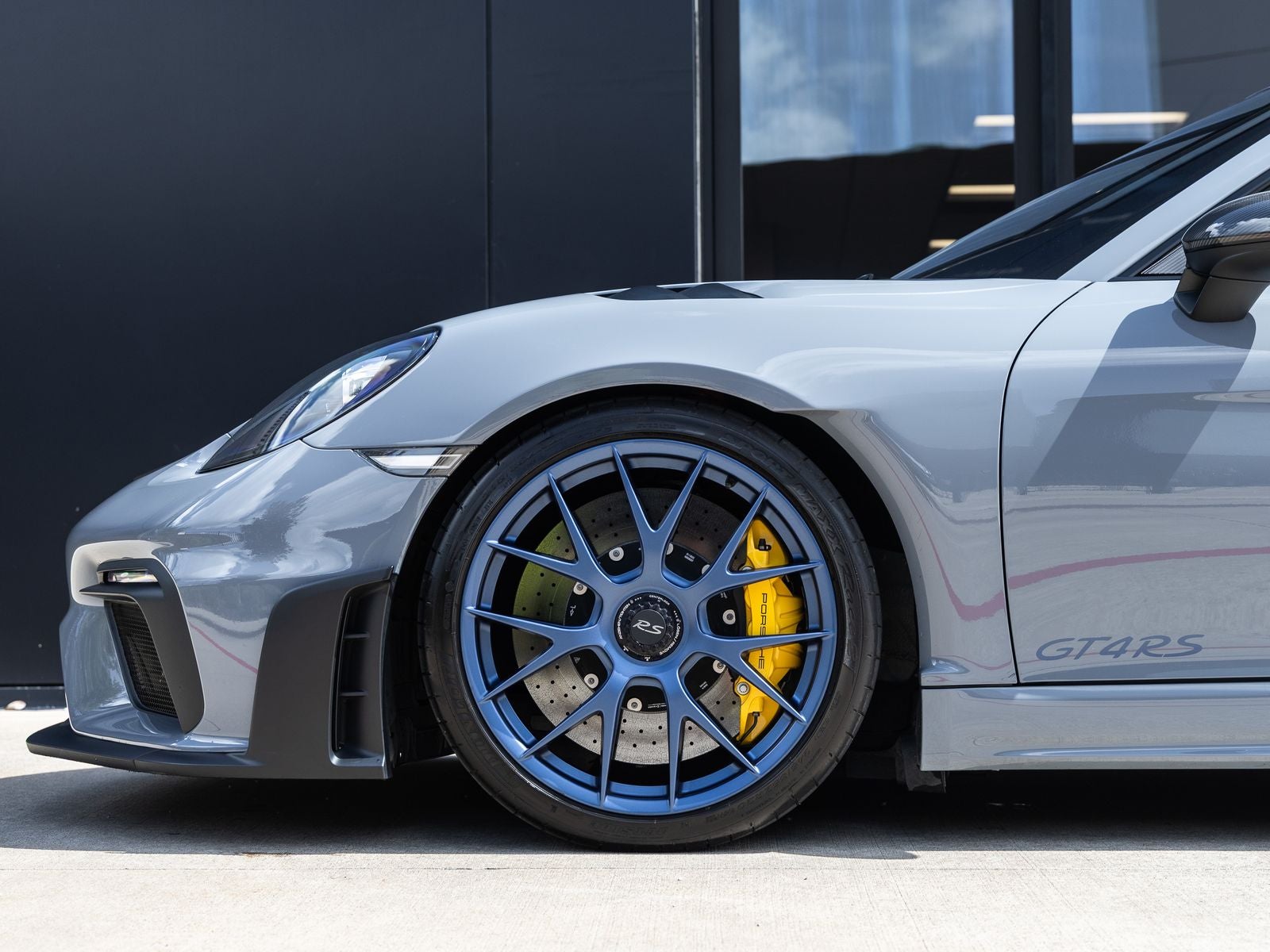 2023 Porsche 718 Cayman GT4 RS