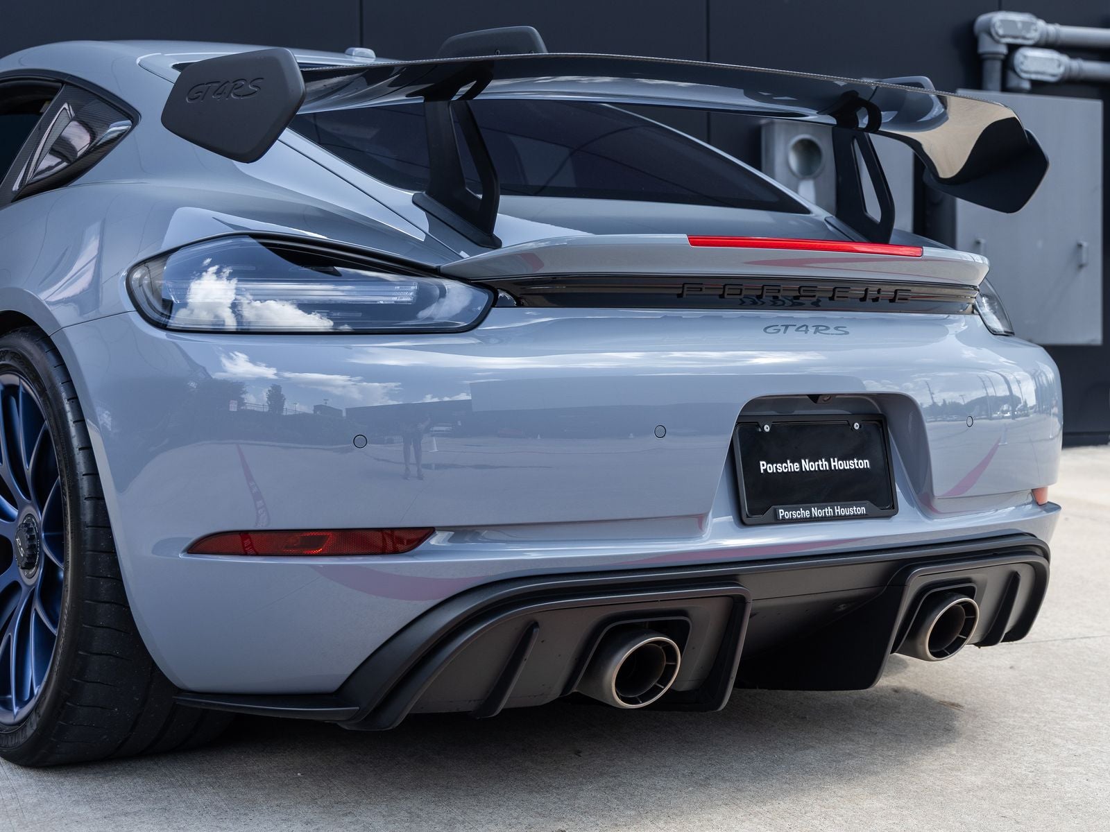 2023 Porsche 718 Cayman GT4 RS