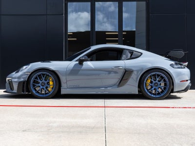 2023 Porsche 718 Cayman GT4 RS