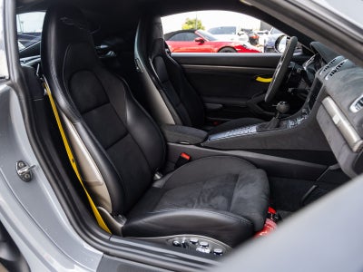 2023 Porsche 718 Cayman GT4 RS