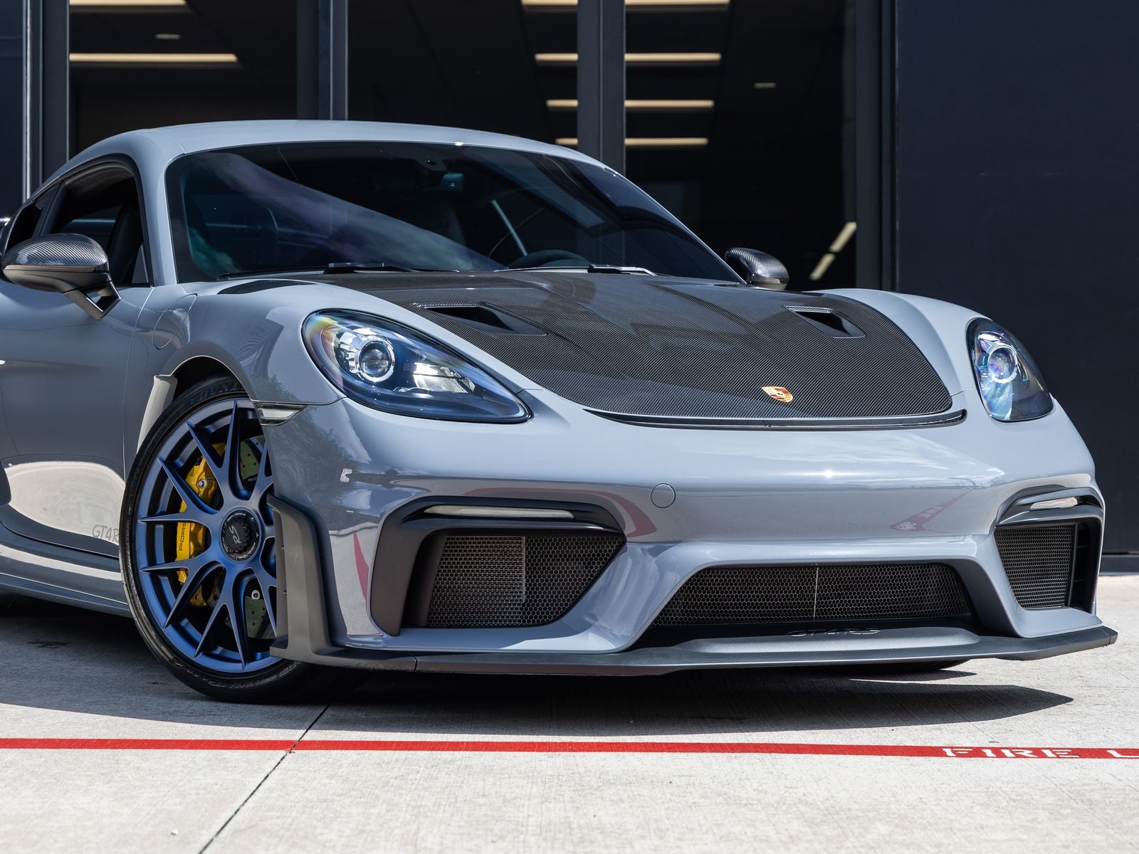 2023 Porsche 718 Cayman GT4 RS