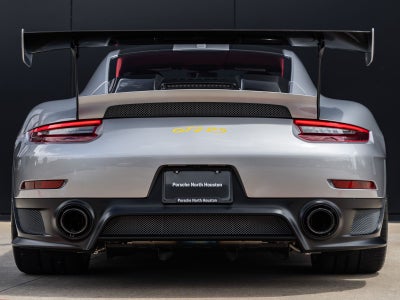 2018 Porsche 911 911 GT2 RS