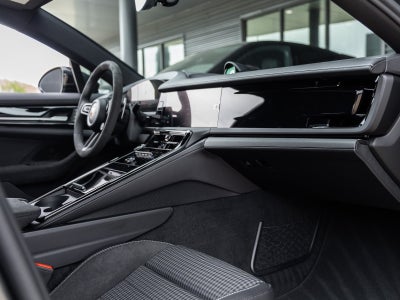 2026 Porsche Panamera E-Hybrid Panamera 4 E-Hybrid