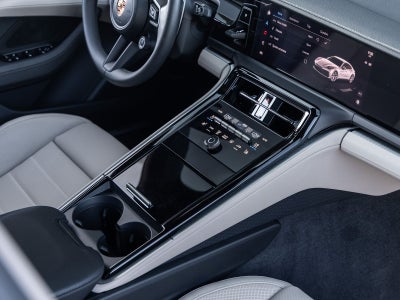 2025 Porsche Panamera Panamera 4 E-Hybrid