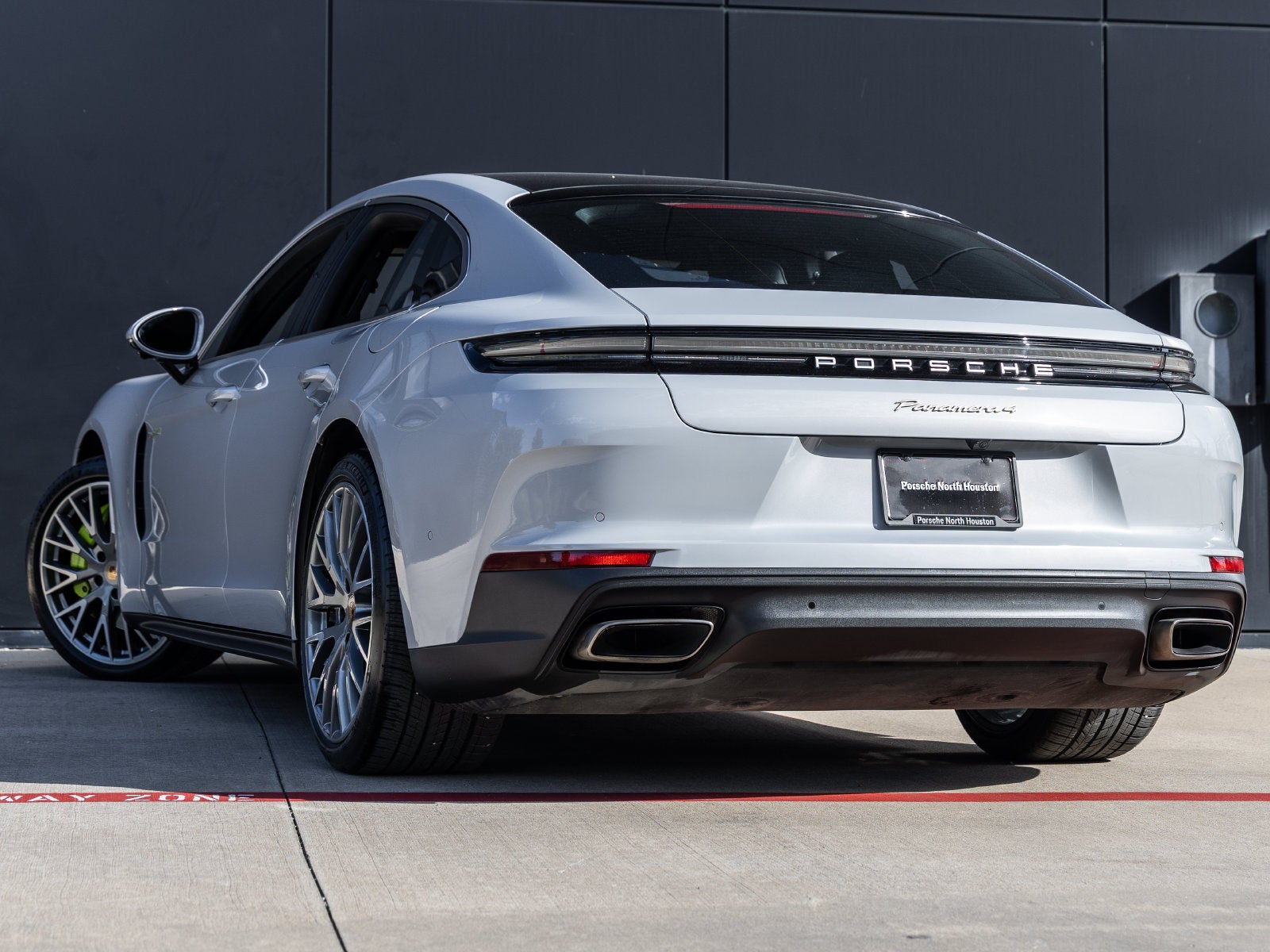 2025 Porsche Panamera Panamera 4 E-Hybrid