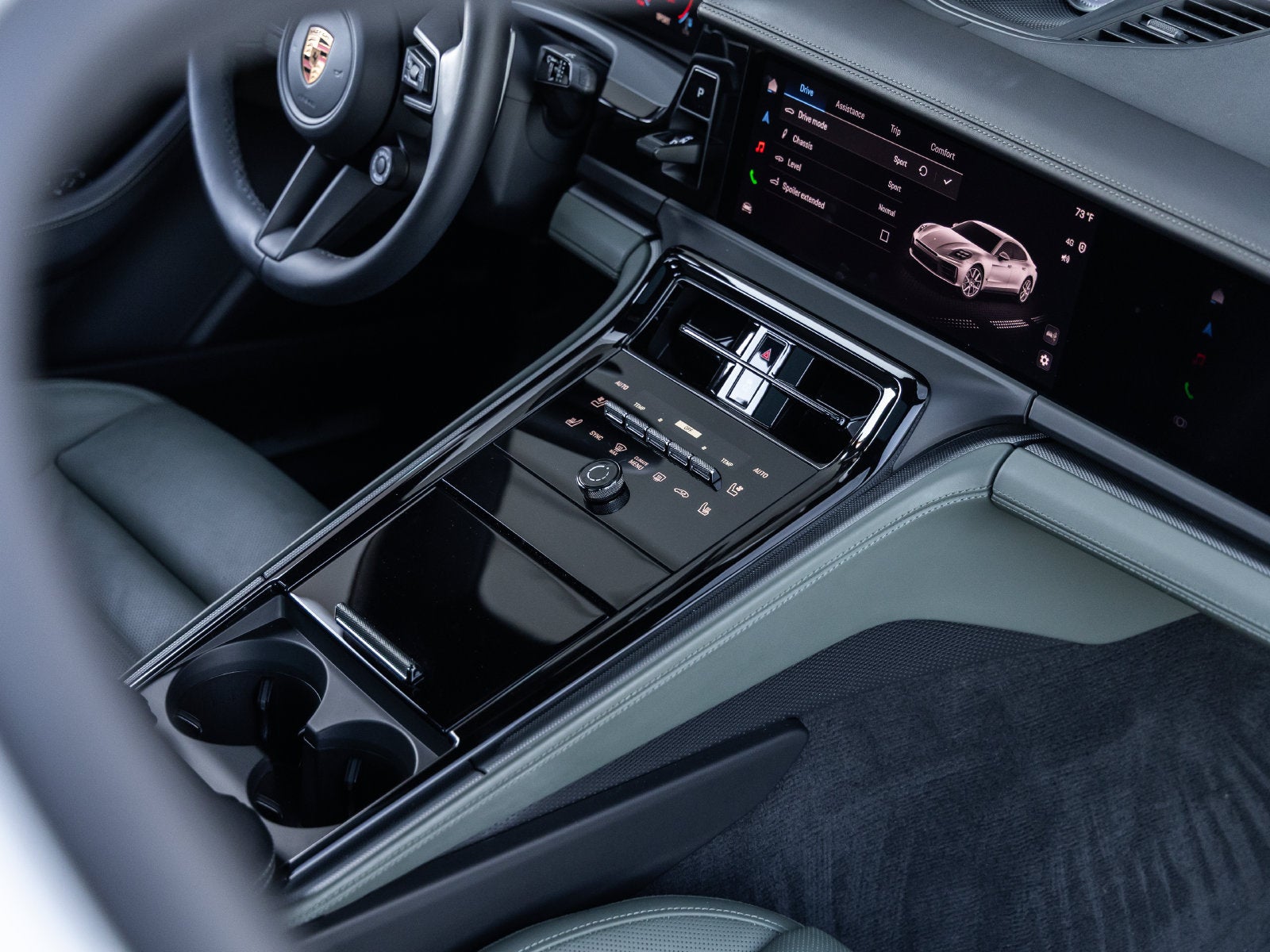 2025 Porsche Panamera Panamera 4 E-Hybrid