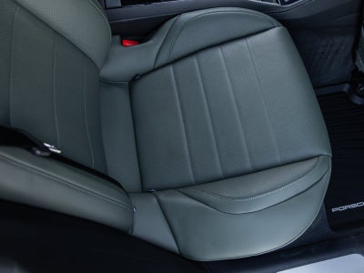 2025 Porsche Panamera Panamera 4 E-Hybrid