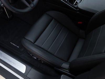 2026 Porsche Panamera E-Hybrid Panamera 4 E-Hybrid