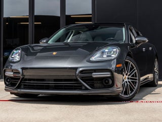 2017 Porsche Panamera Turbo