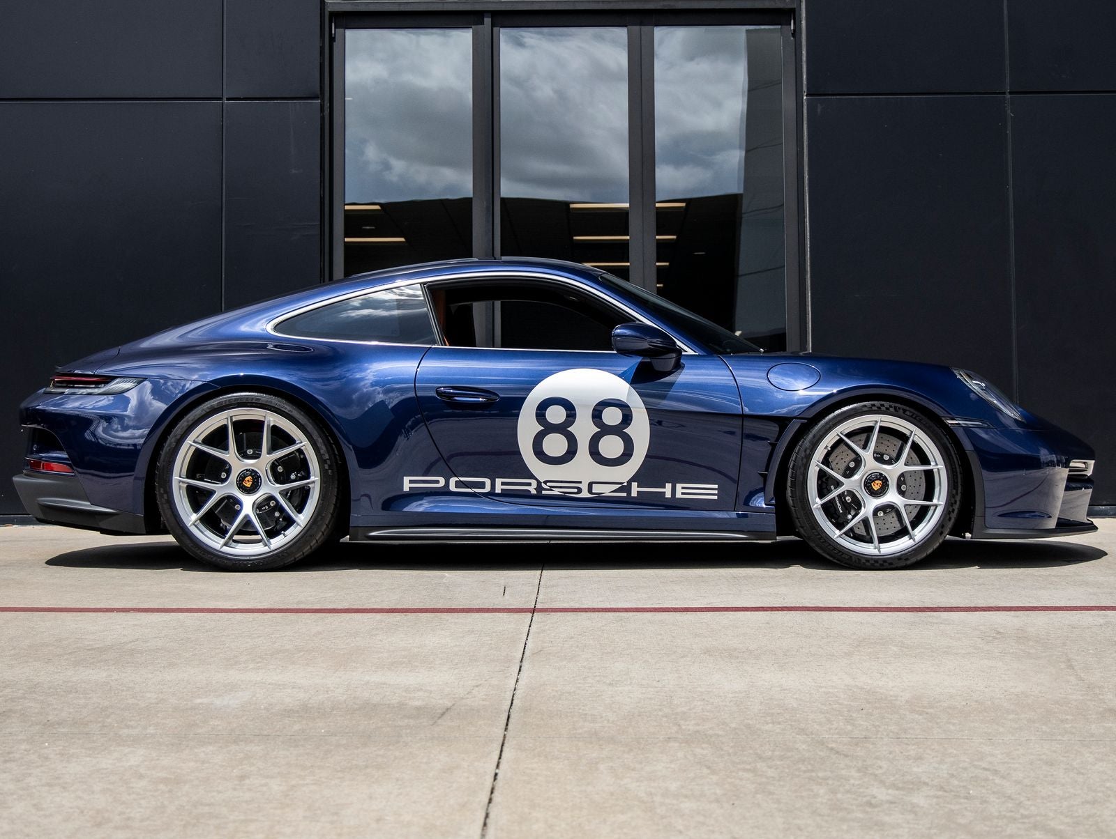 2024 Porsche 911 S/T