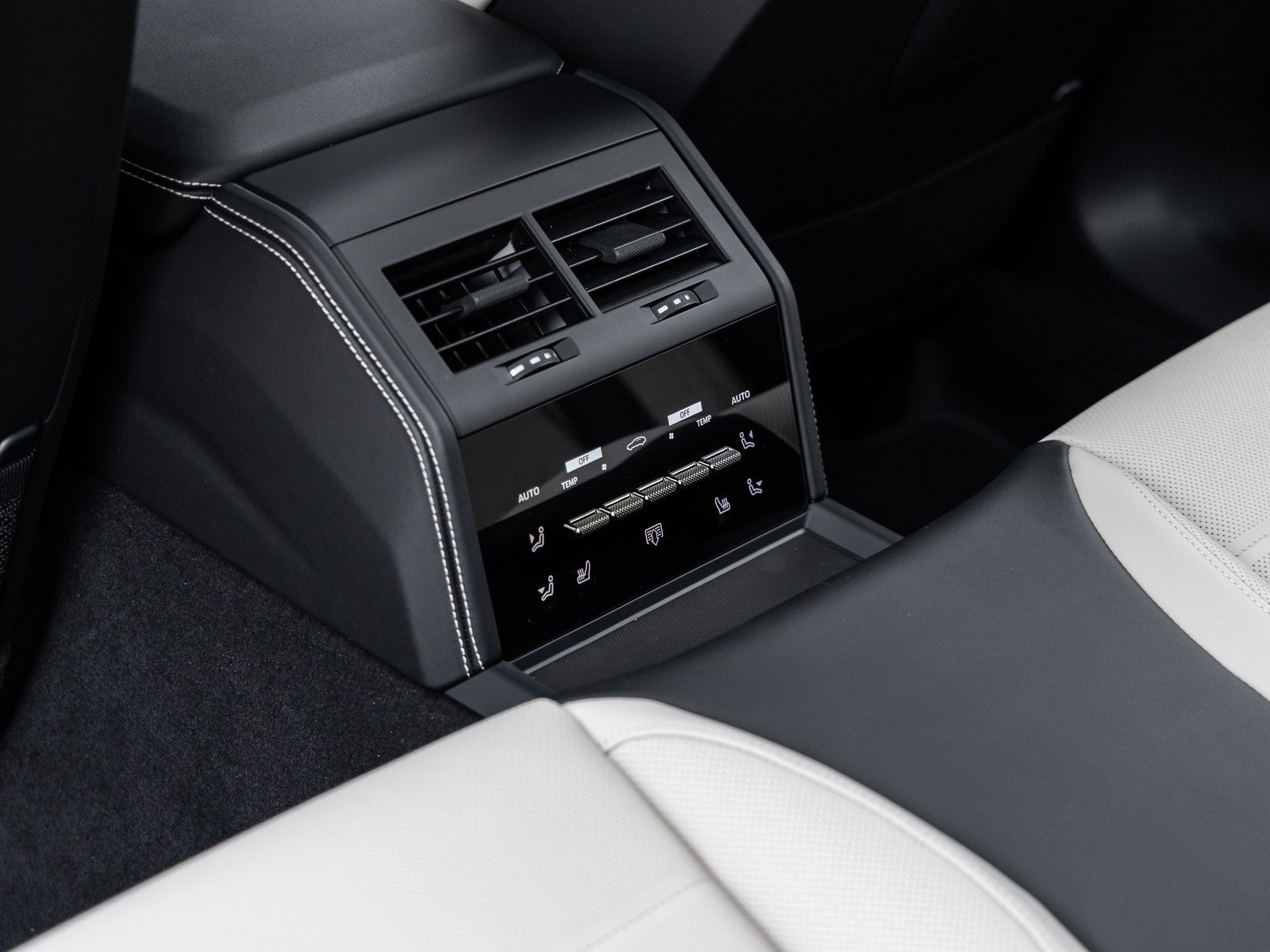 2026 Porsche Panamera E-Hybrid Panamera Turbo E-Hybrid