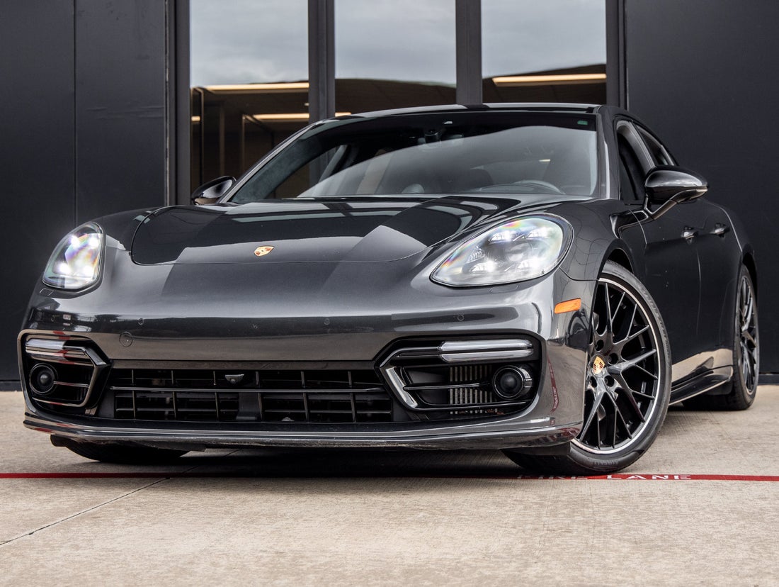 2020 Porsche Panamera GTS