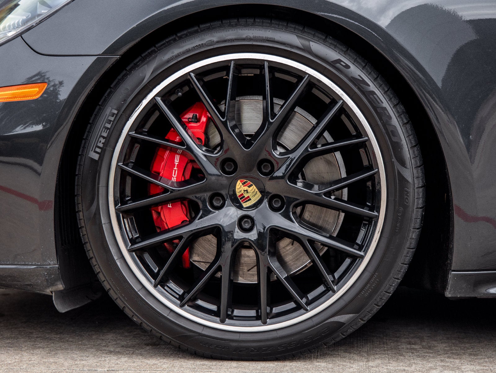 2020 Porsche Panamera Panamera GTS