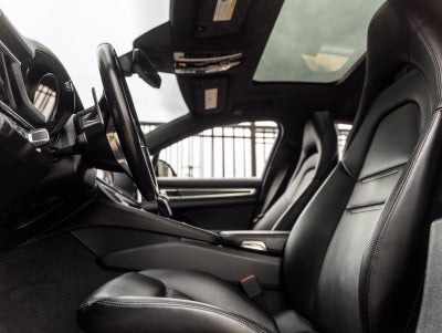 2020 Porsche Panamera Panamera GTS