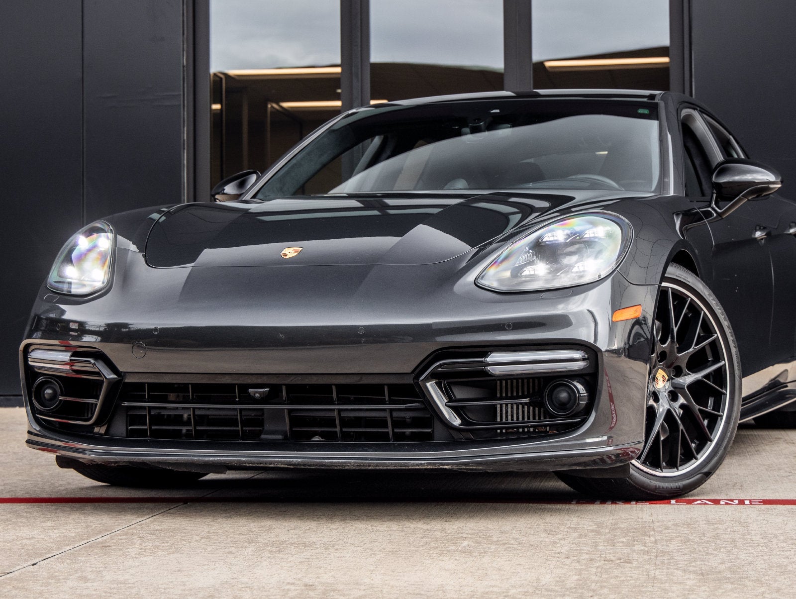 2020 Porsche Panamera Panamera GTS