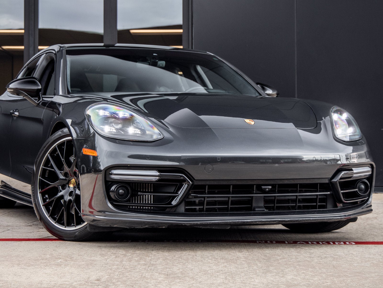 2020 Porsche Panamera Panamera GTS
