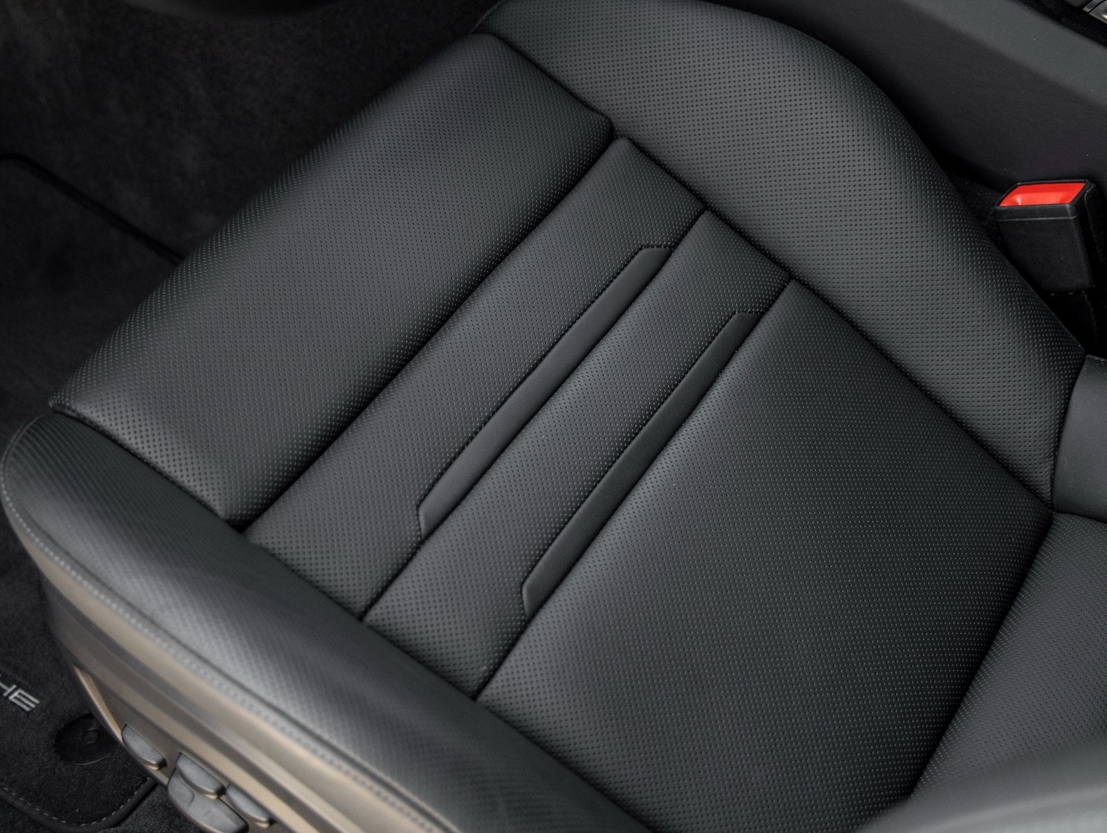 2023 Porsche Panamera Panamera GTS (MY23)