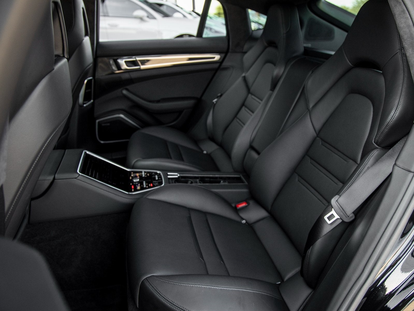 2023 Porsche Panamera Panamera GTS (MY23)