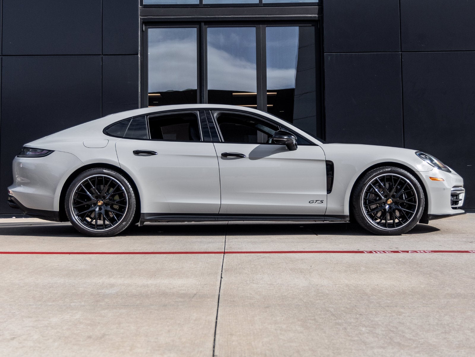 2022 Porsche Panamera Panamera GTS