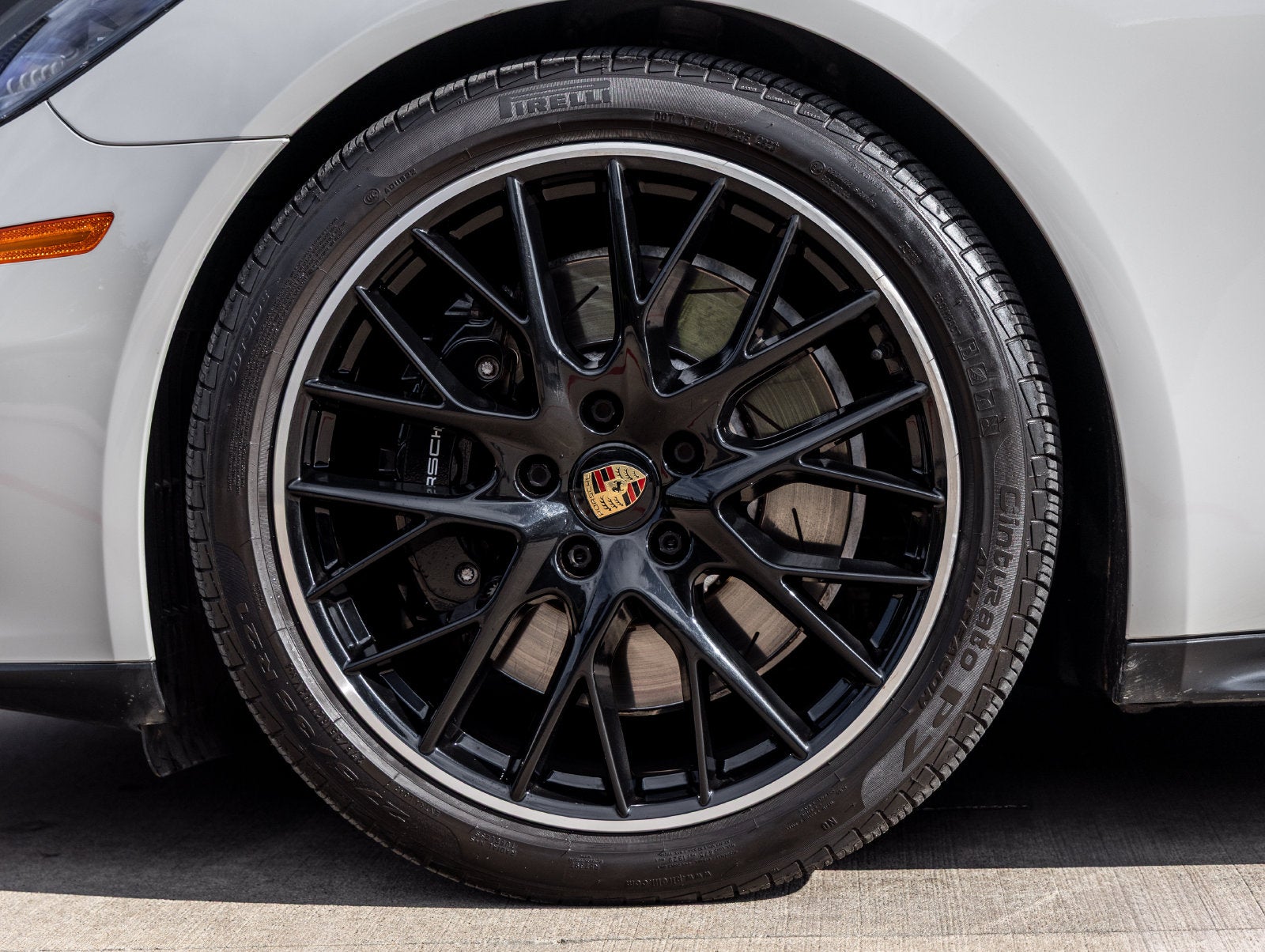 2022 Porsche Panamera Panamera GTS